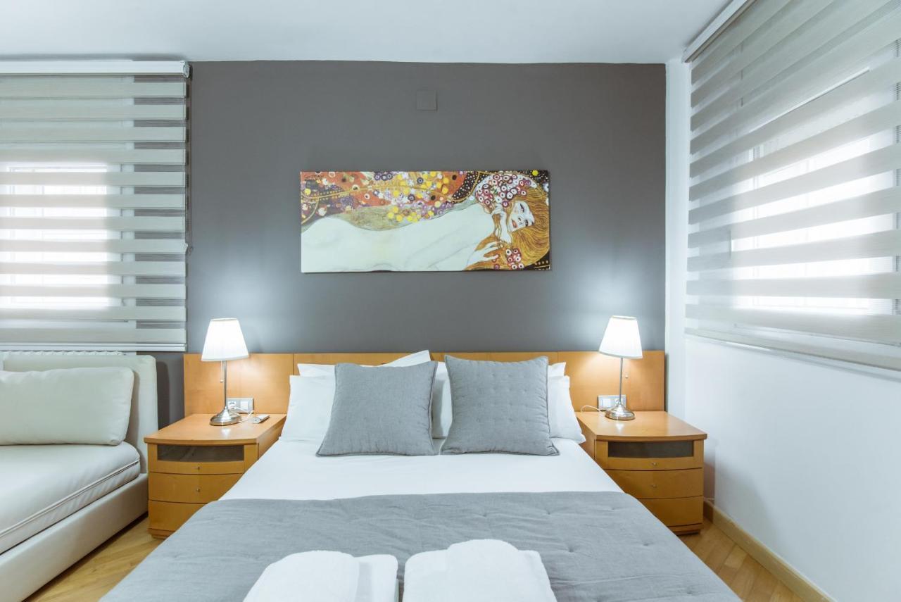 Two Bedroom Townhouse Within 10Min Walk From Beach Барселона Екстериор снимка