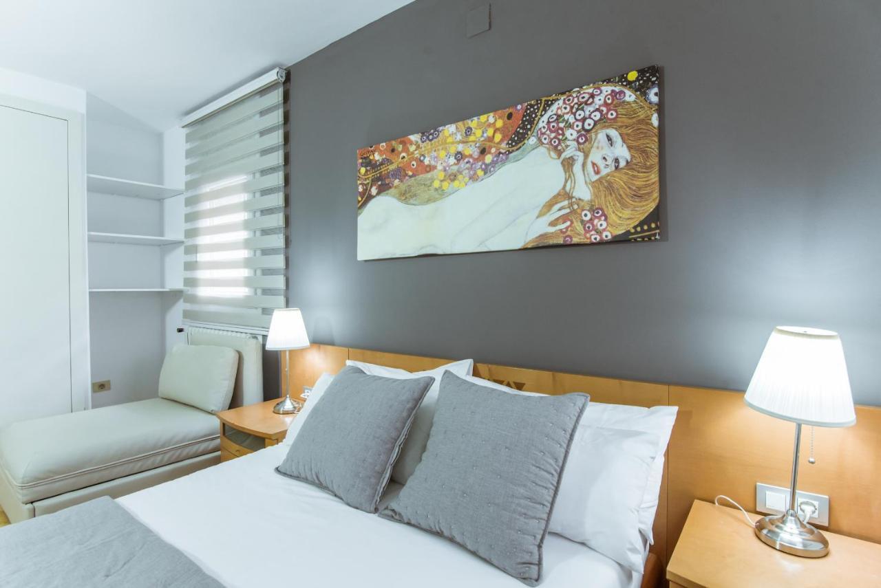 Two Bedroom Townhouse Within 10Min Walk From Beach Барселона Екстериор снимка