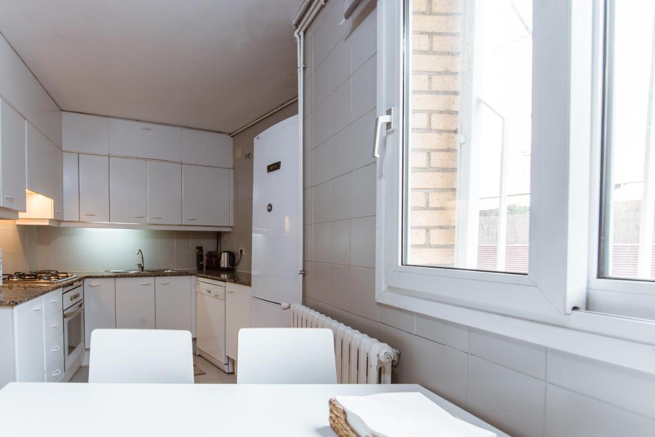Two Bedroom Townhouse Within 10Min Walk From Beach Барселона Екстериор снимка